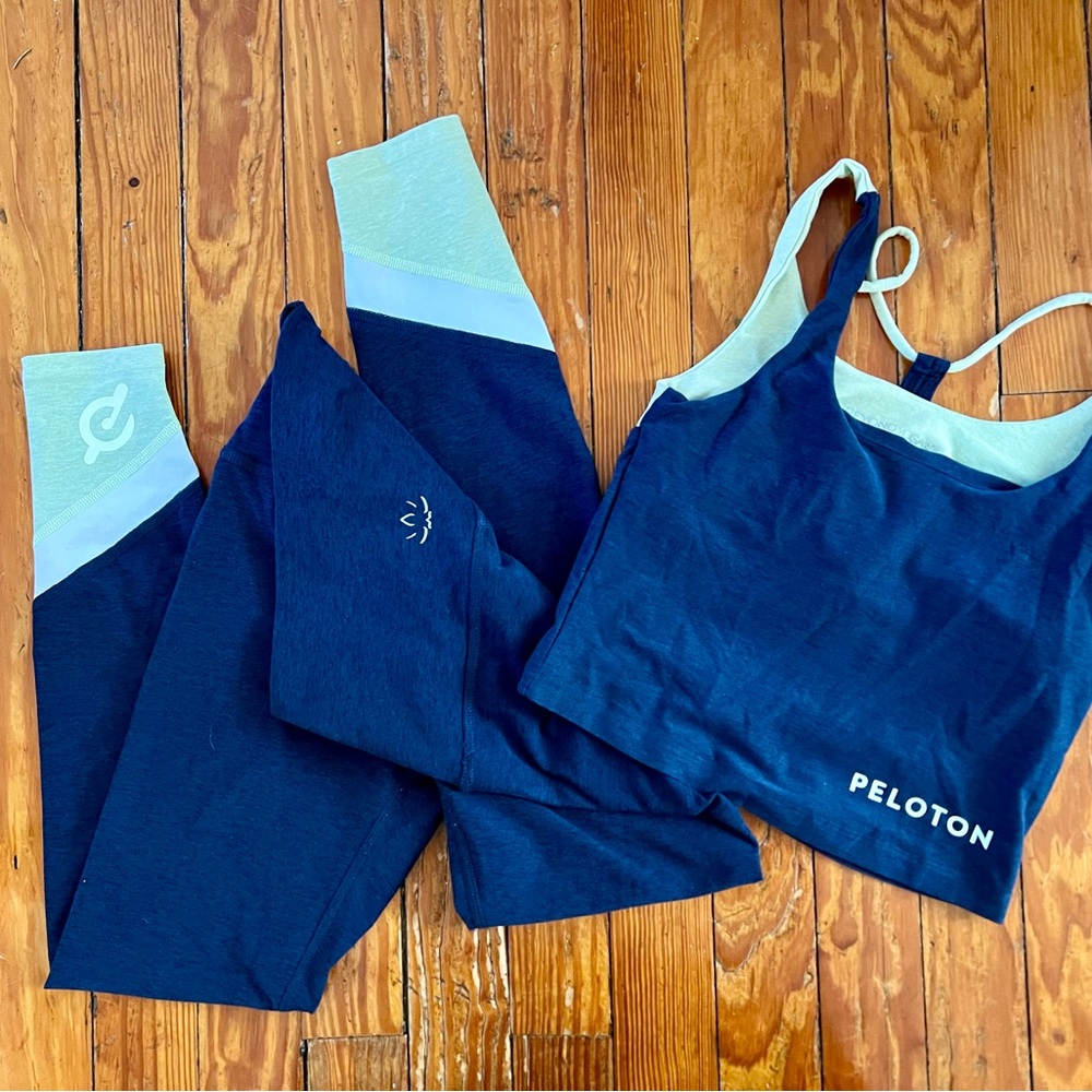 Beyond Yoga x Peloton Set!!